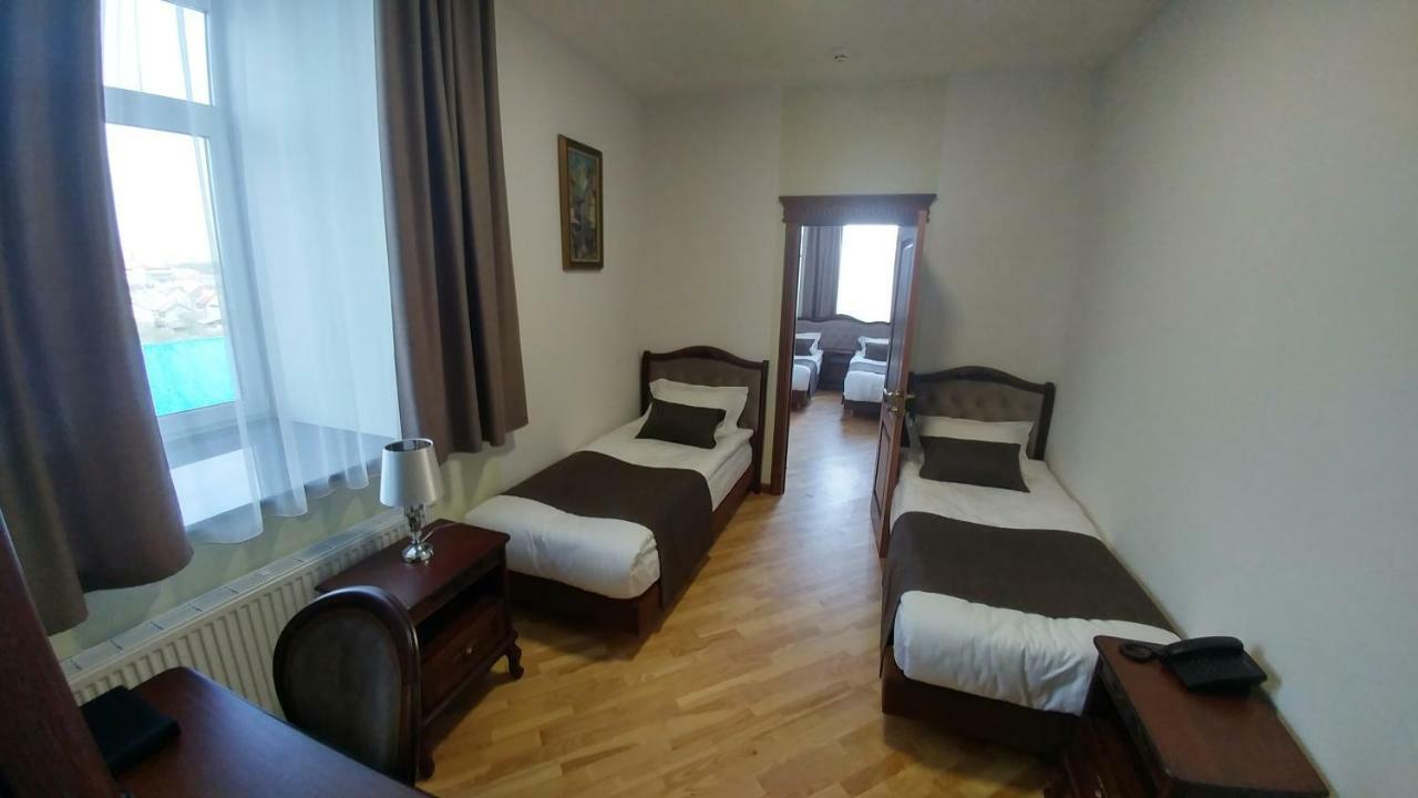 Hotel Meridian Brody Exterior foto